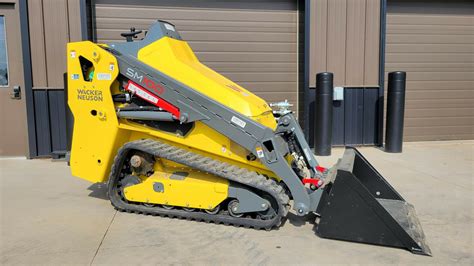 wacker skid steer loaders